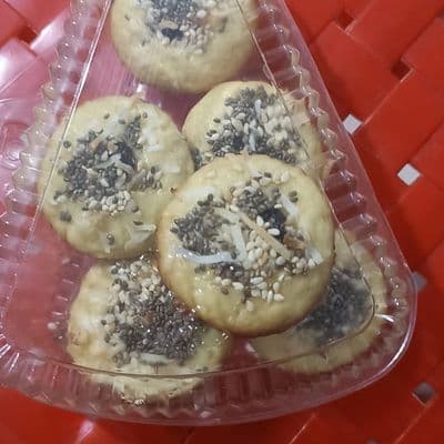 Ponquecitos saludables con coco, chía y ajonjolí en empaque para regalo